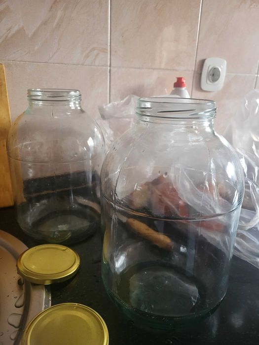 Банки стеклянные: 1-2-3 литровые