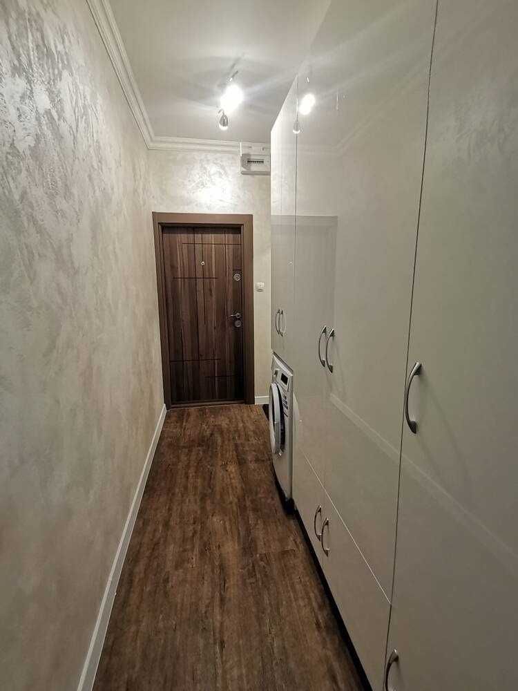Дава се под наем Тристаен апартамент в Пловдив, Център - 36 кв.м за 350 € - Снимка #4