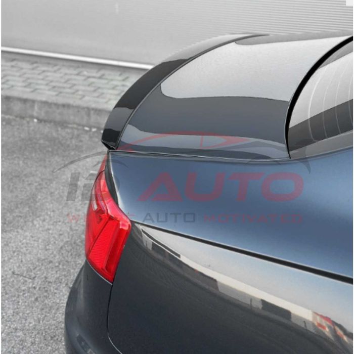 Спойлер лип за багажник на Audi A6 C7 Sedan (2011–2018), черен гланц