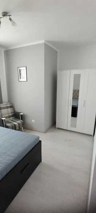 Дава се под наем Тристаен апартамент в София, Толстой - 70 кв.м за 700 € - Снимка #2