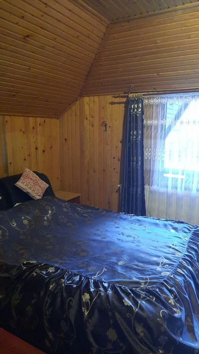 Inchiriere  revelion vila cu 8 camere si corp cu 4 camere