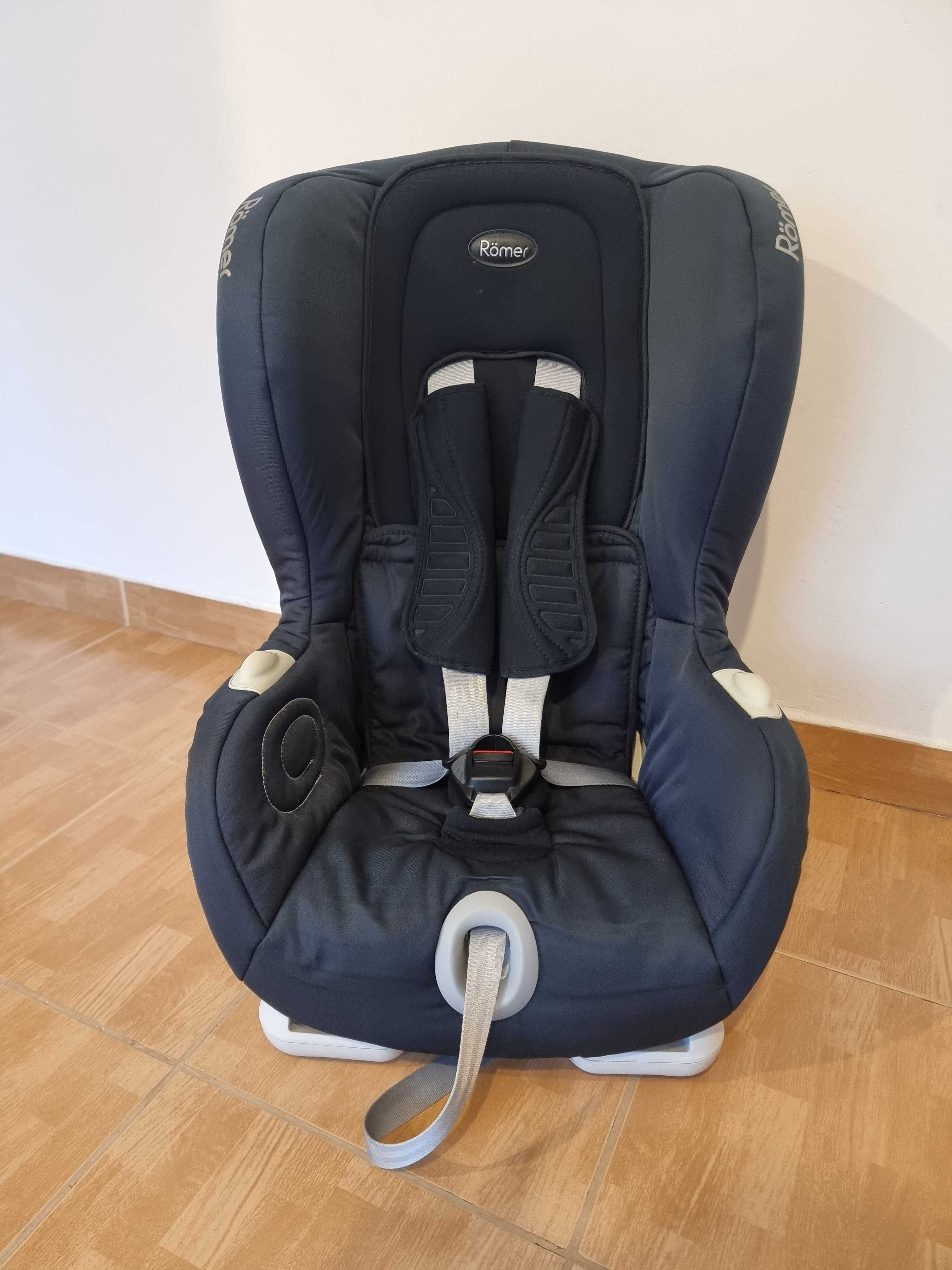 Scaun auto Romer black thunder cu isofix, 9-18kg