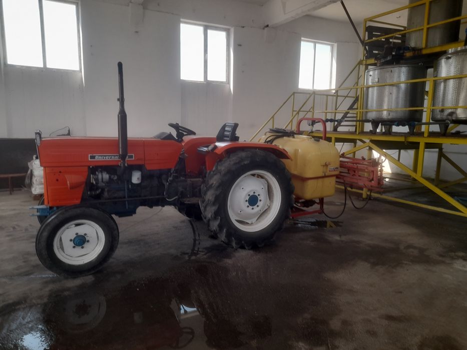 Vând are tot nou pe el pentru mai multe detali tlf