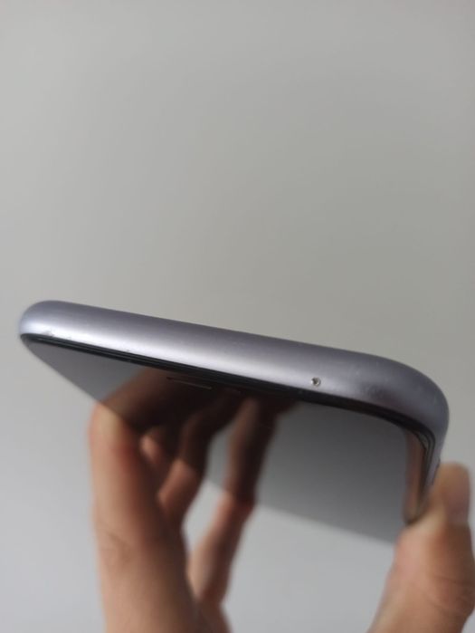 iPhone 11 128 аккум80%