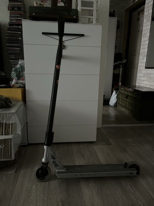 Самокат трюковой