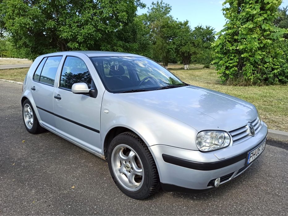 Dezmembrez VW Golf 4, 1.4 16V Hatchback – Mașină personală