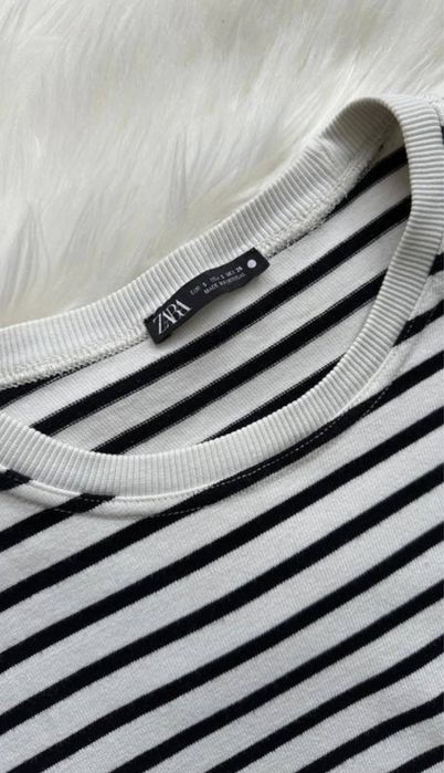 Лонгслив в полоску