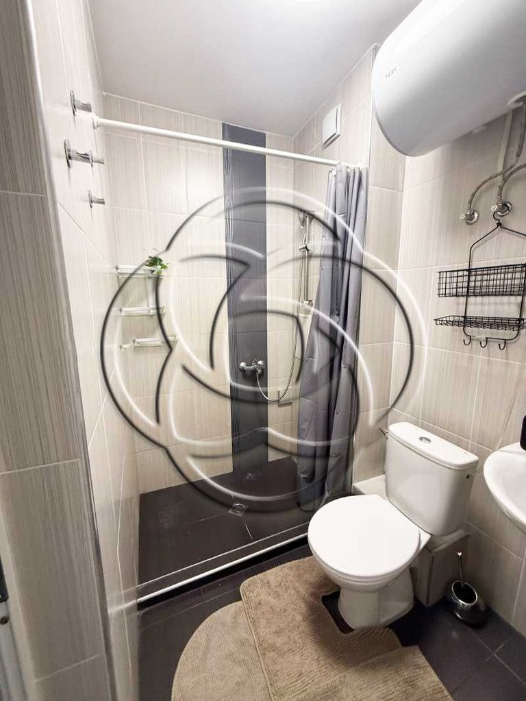 Дава се под наем Двустаен апартамент в София, Витоша - 60 кв.м за 700 € - Снимка #2