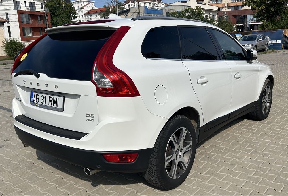 Volvo XC60 2011 2.4