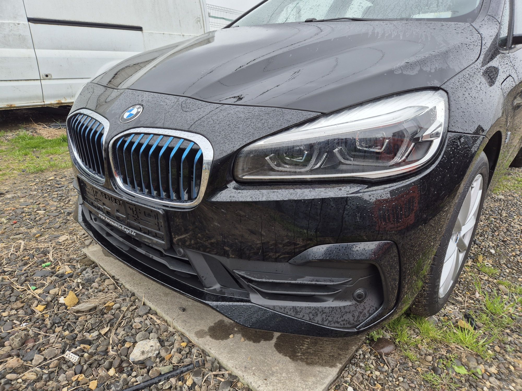 Usa stanga spate bmw f45 facelift 2018 cod culoare 668 negru an 2019