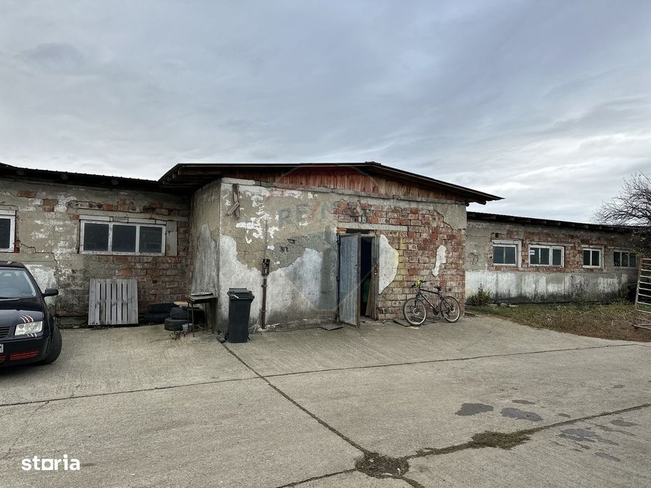 Hala industrialade vanzare/chirie 482 mp si 1150 mp teren