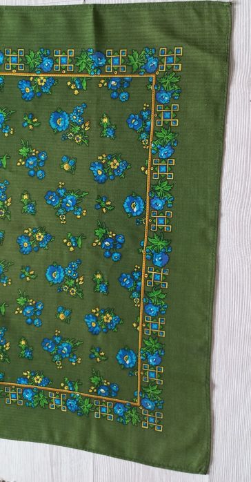 Batic/naframa traditionala verde mustar