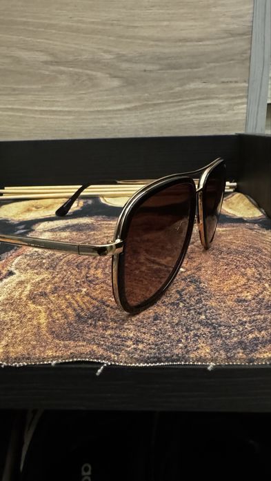 Слънчеви очила Guess