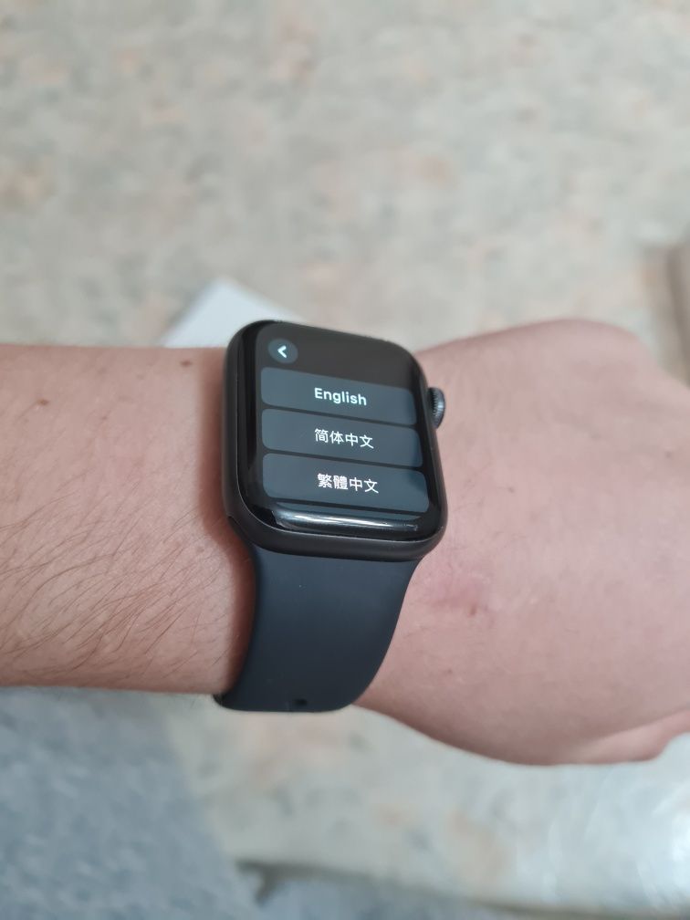Apple Watch 5 40mm черные