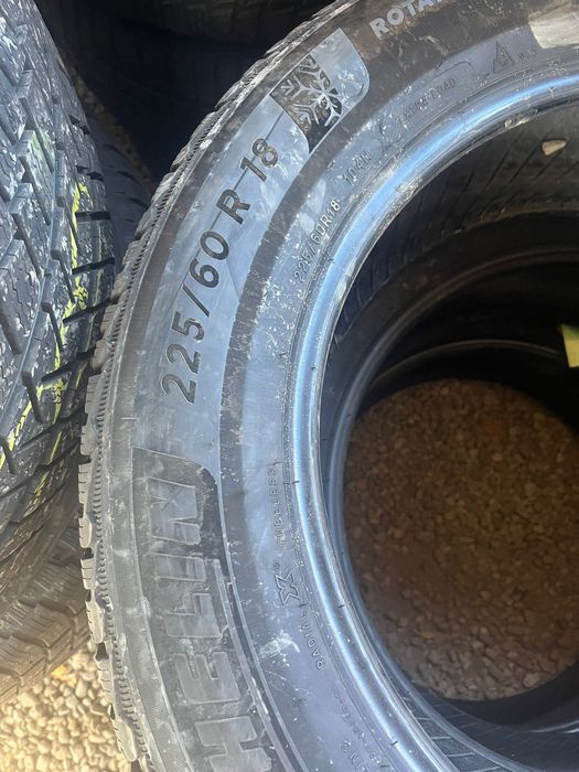 225/60 r18 de iarna 4 buc f bune MICHELIN