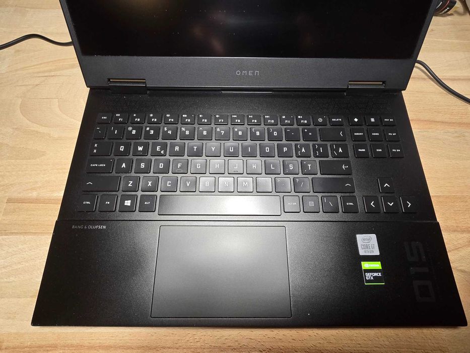 LAPTOP GAMING HP OMEN 15 – i7‑10750H 32 GB RAM 1 TB SSD GTX 1650 Ti