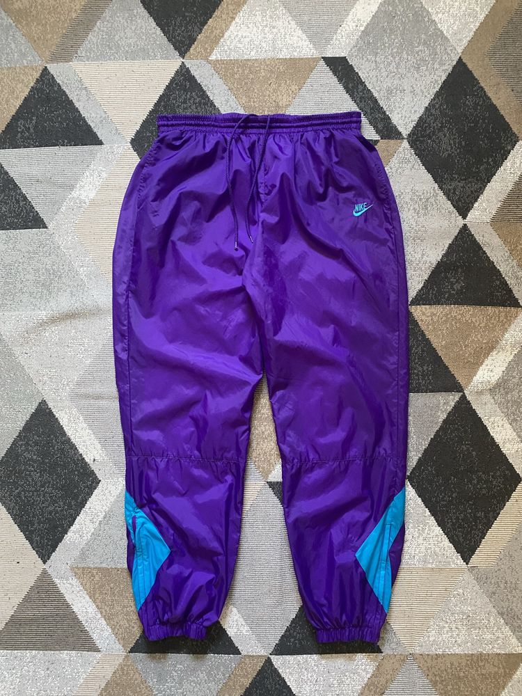 Pantaloni de fas Nike din 90’