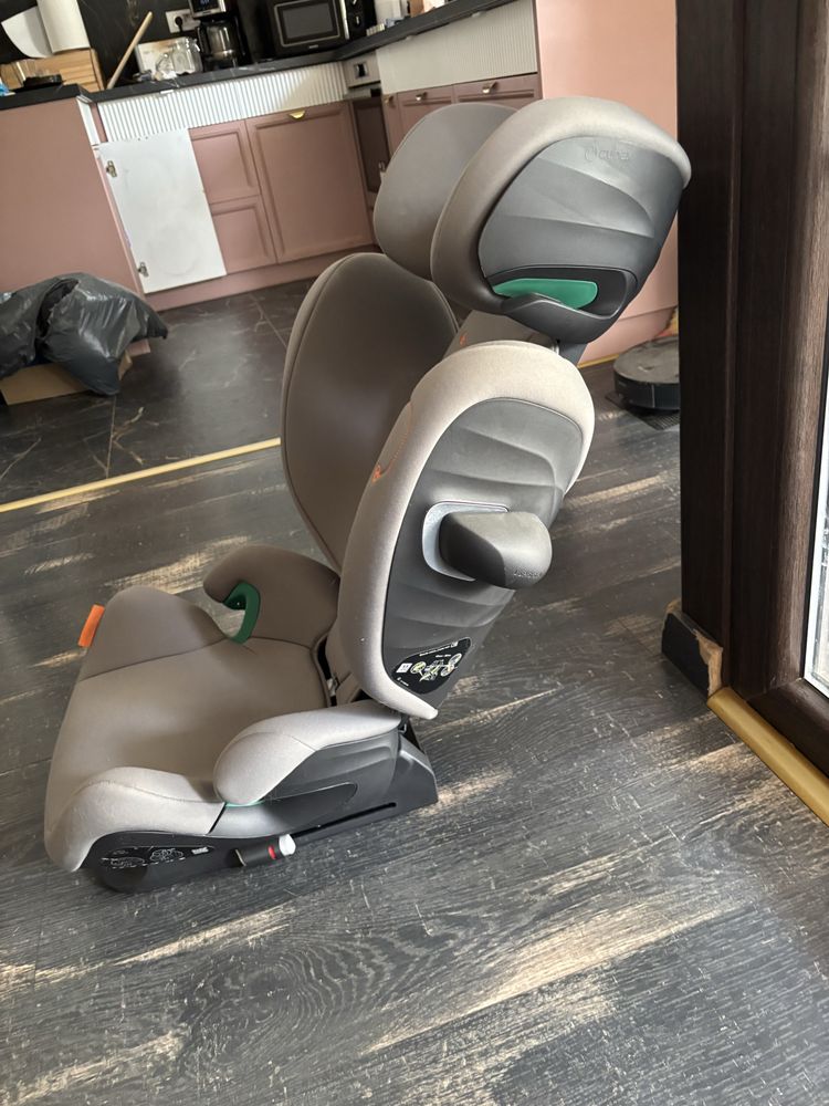 Scaun auto pentru copii Cybex Gold Solution G i-Fix Lava Grey,