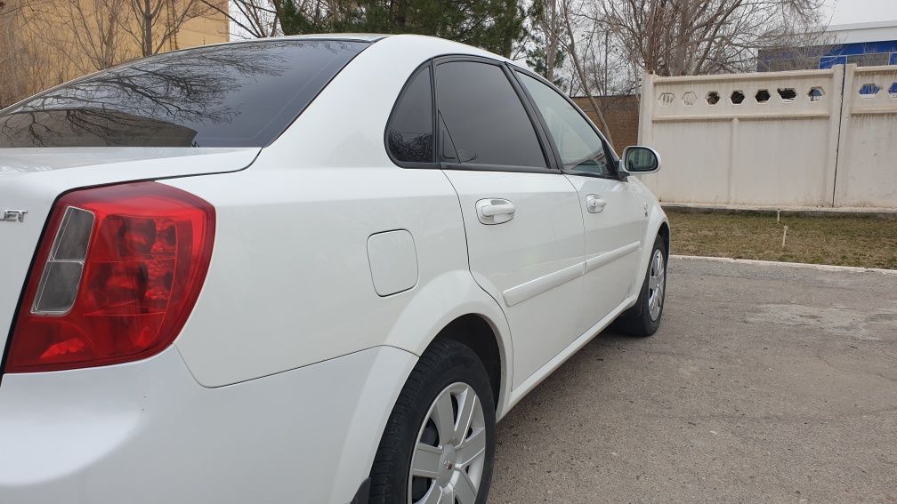 Chevrolet Gentra 2015