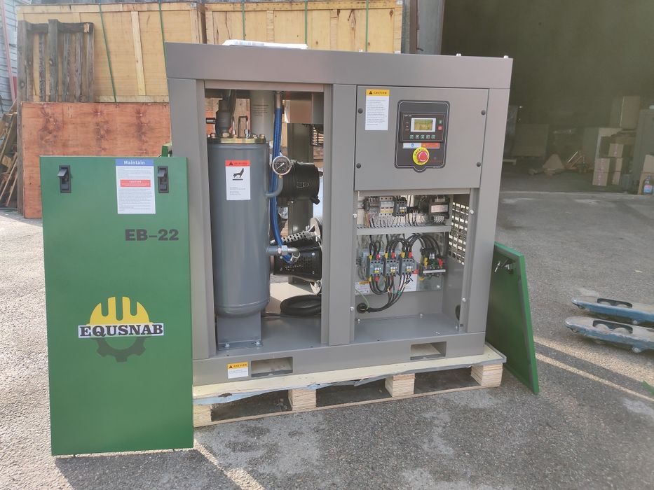 Электрический винтовой компрессор с ресивером