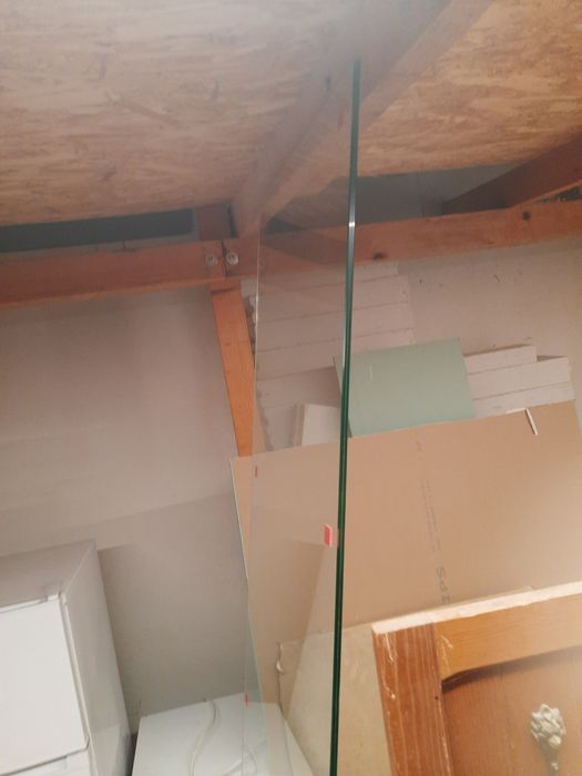 sticla securizata pentru dus