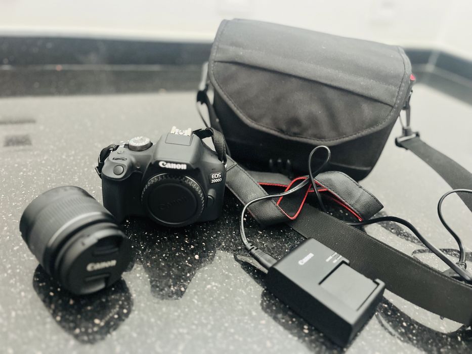 Canon EOS 2000D DSLR.