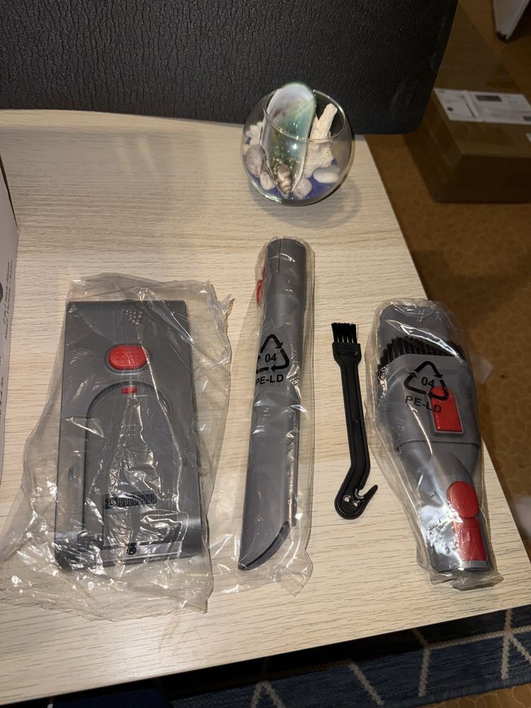 Прахосмукачка Dyson v15 Detect Fluffly