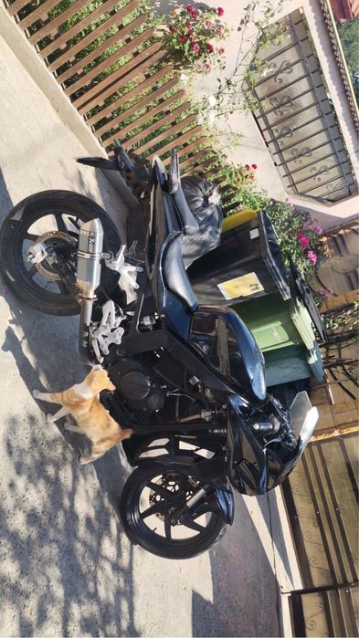 Vând hyosung gt r125