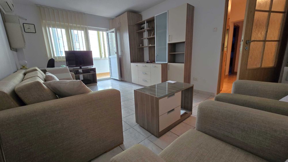 Vând apartament 2 camere mobilat complet, Port Turistic Mangalia