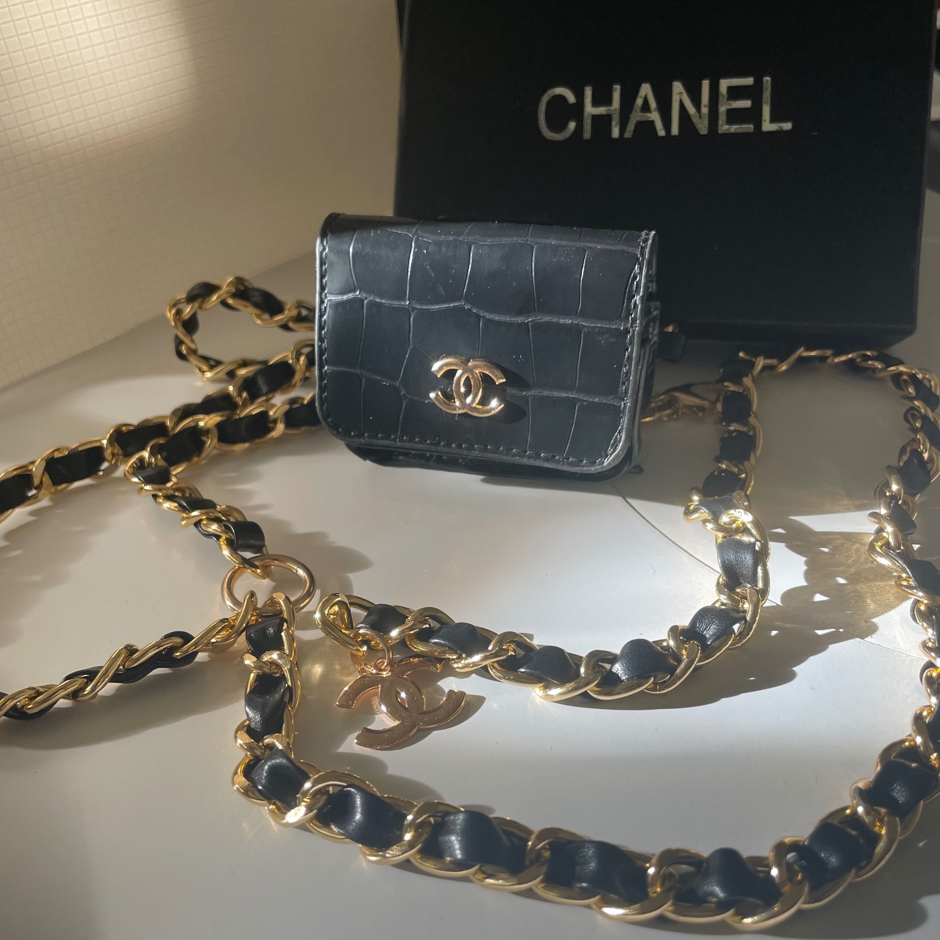 CHANEL мини чанта