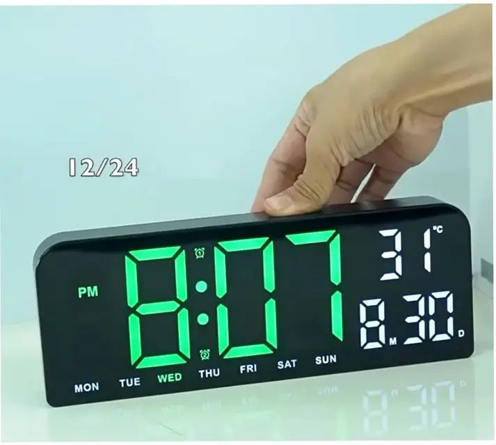 Часы настенные электронные для дома 24 см GH 0707