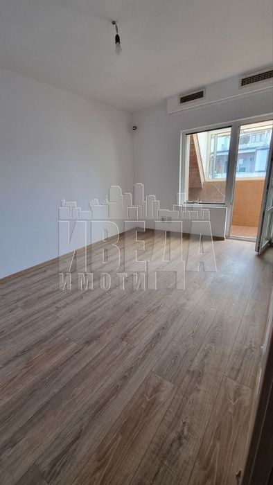 Продава се Тристаен апартамент в Варна, Конфуто - 62 кв.м за 2678 €/кв.м - Снимка #1