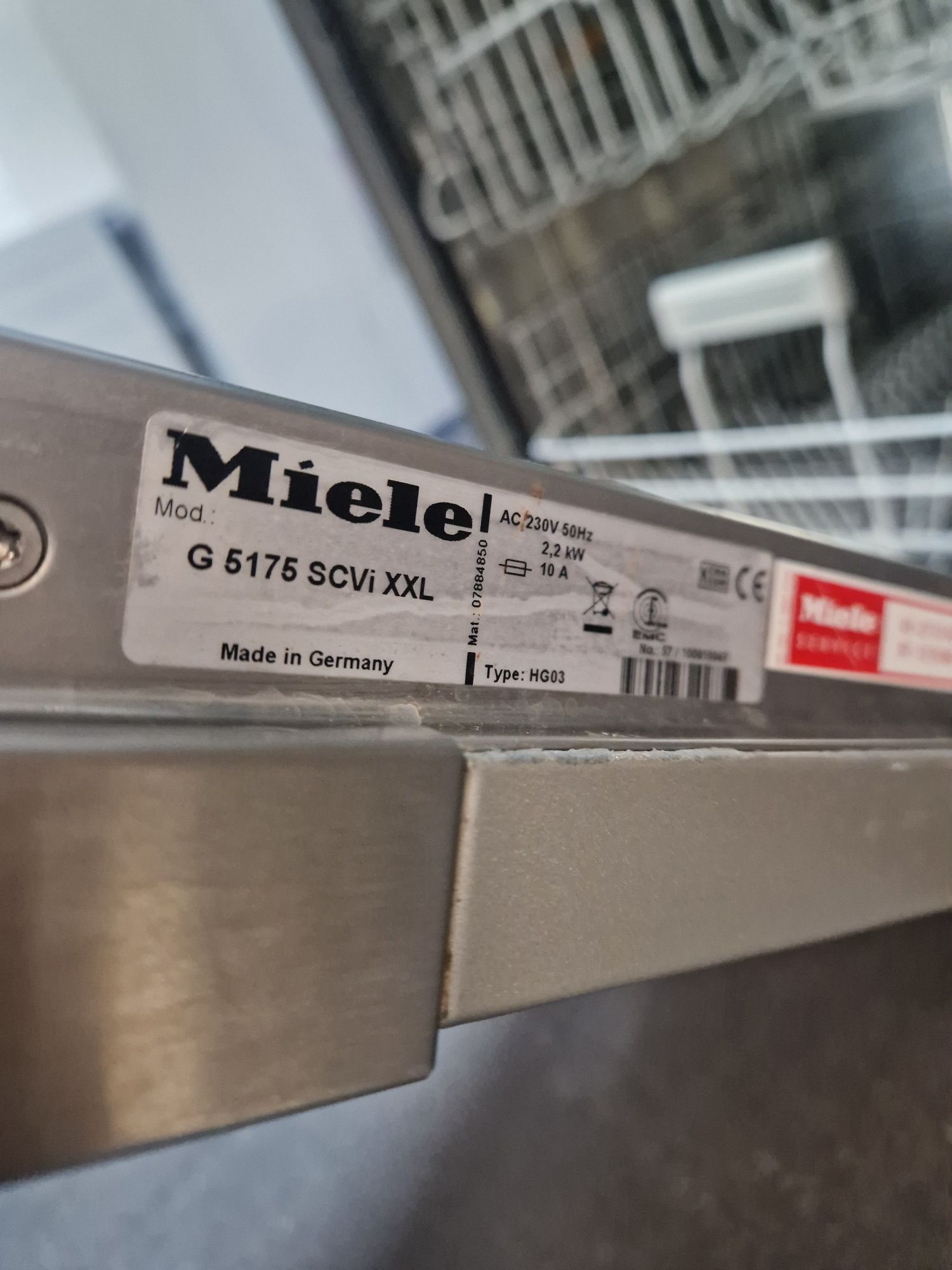 Съдомиялна за вграждане Miele G5175 XXL