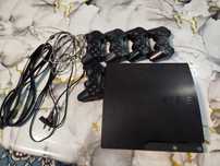 Playstation 3         2ta pulti arginal 3tasi yangi pultlari bor