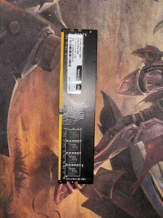 Оперативная память Team Group TED48G2666C19BK 8GB