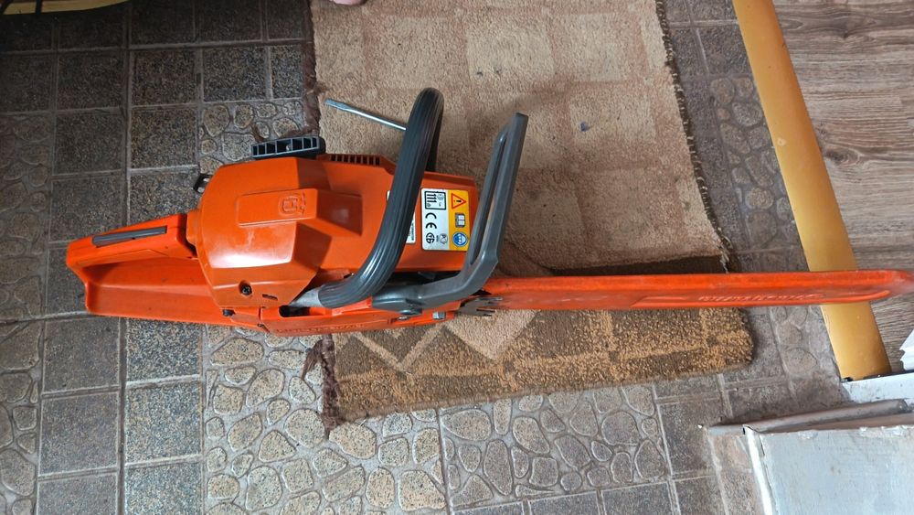 Продавам моторен трион - Husqvarna 55.