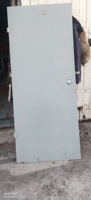 Входная дверь железная