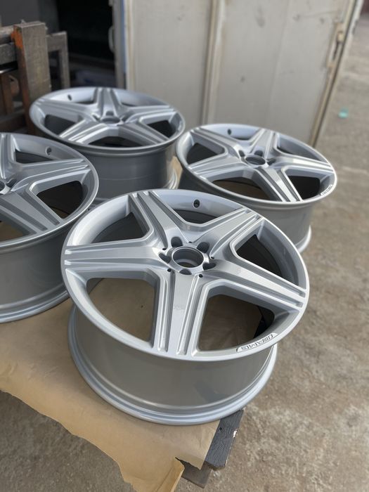 Vopsire in camp electrostatic si sablare.