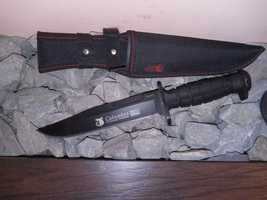 Ловен нож с предпазна кания