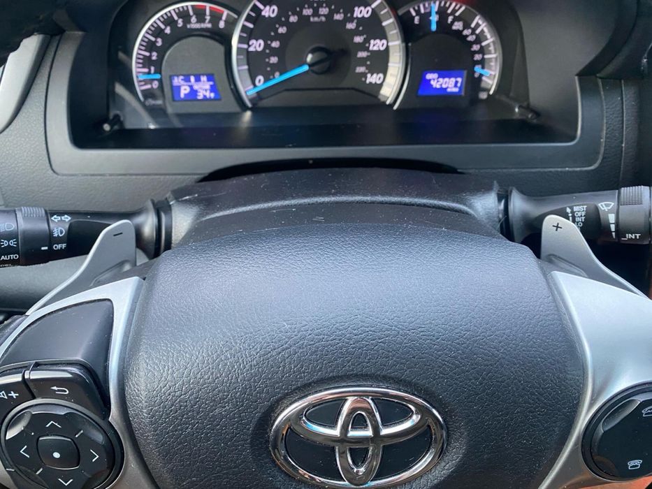 Toyota Camry 2,5 Benzina aspirat 180 cp