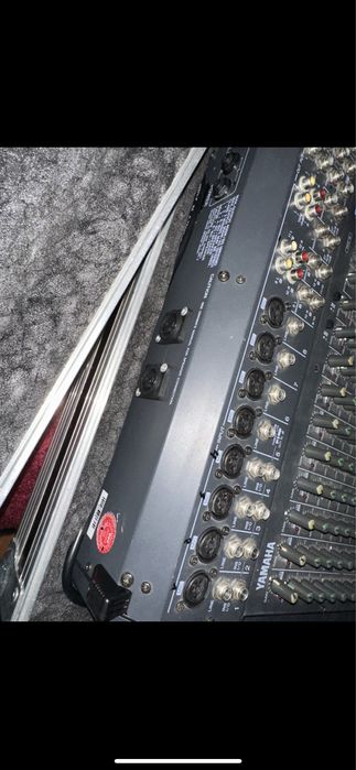 Mixer activ yamaha si boxe pasive 15”