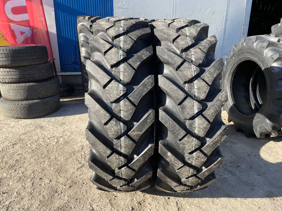 Cauciucuri noi 12.5-20 marca OZKA cu 14 pliuri pentru buldo