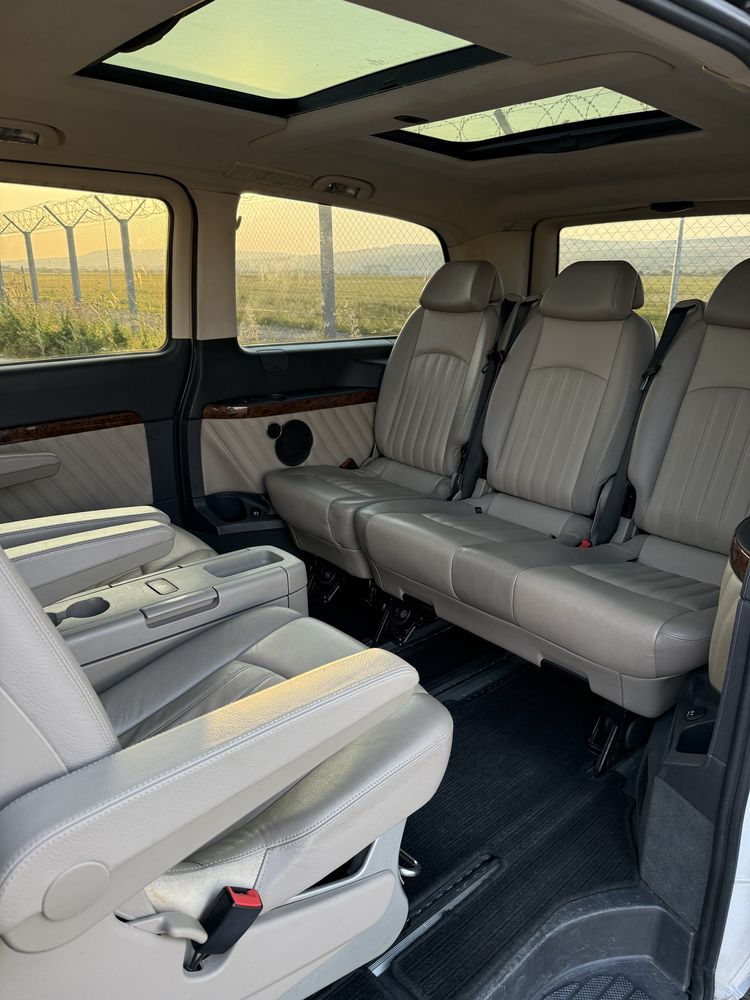 Inchiriez microbuz / duba / minivan de lux 7 locuri