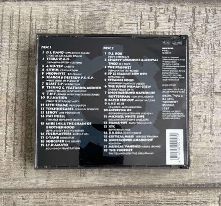 Cd-uri originale muzica hardcore/techno/house - Thunderdome II si IV