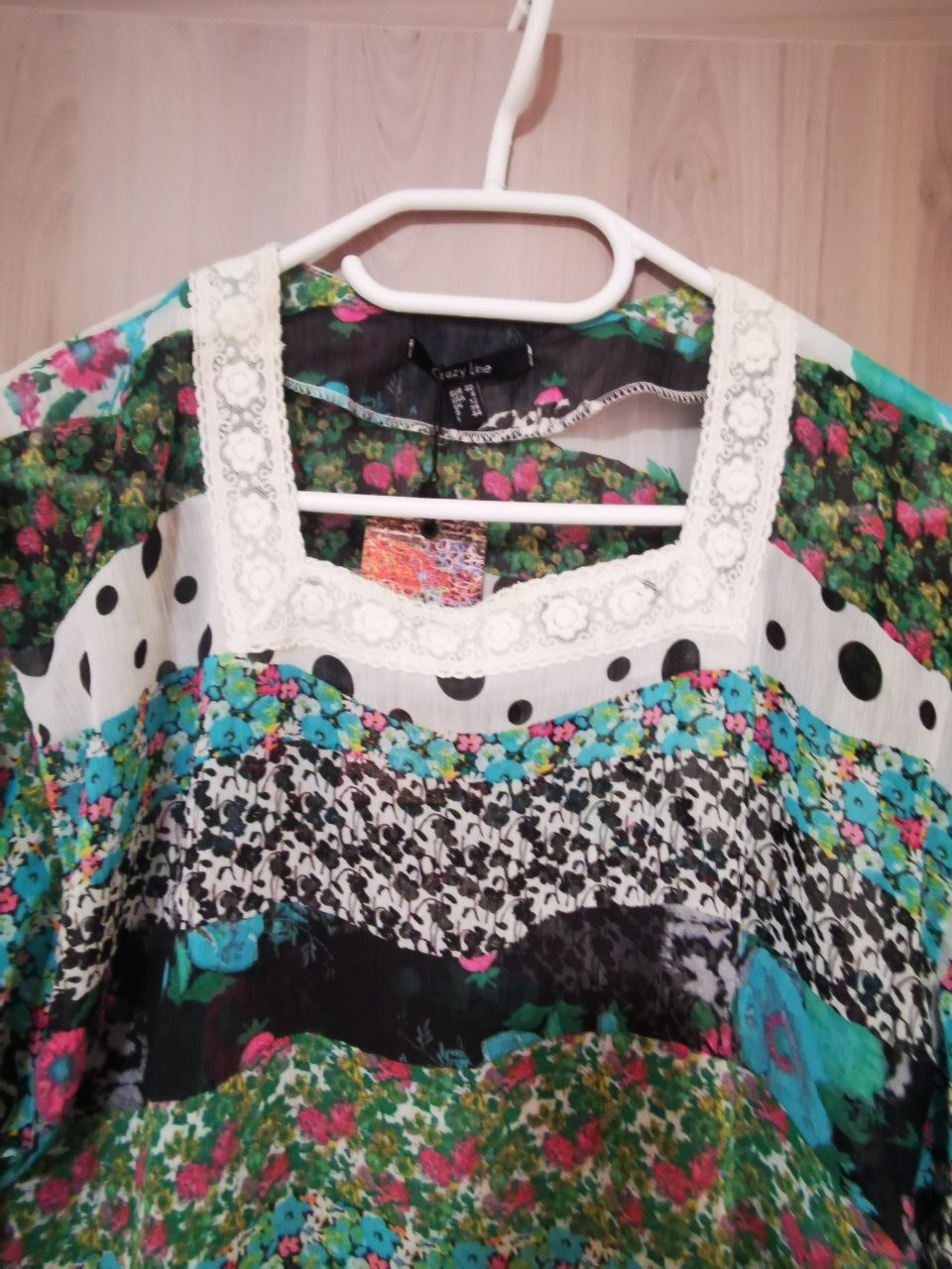 Bluza  nouă cu etichetă, mărimea 40