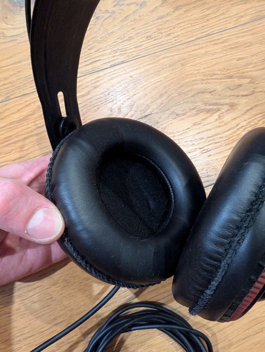 Casti studio/tobe Superlux HD-681
ro

Căşti de Studio
Superlux HD-681