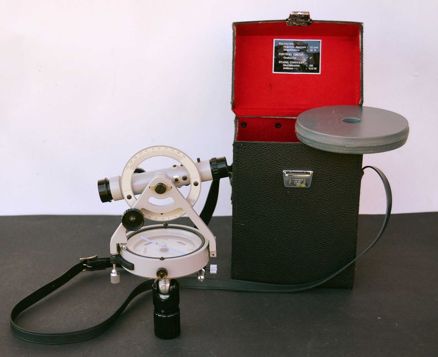 Teodolit pentru masuratori clasice de topografie Sokkia
