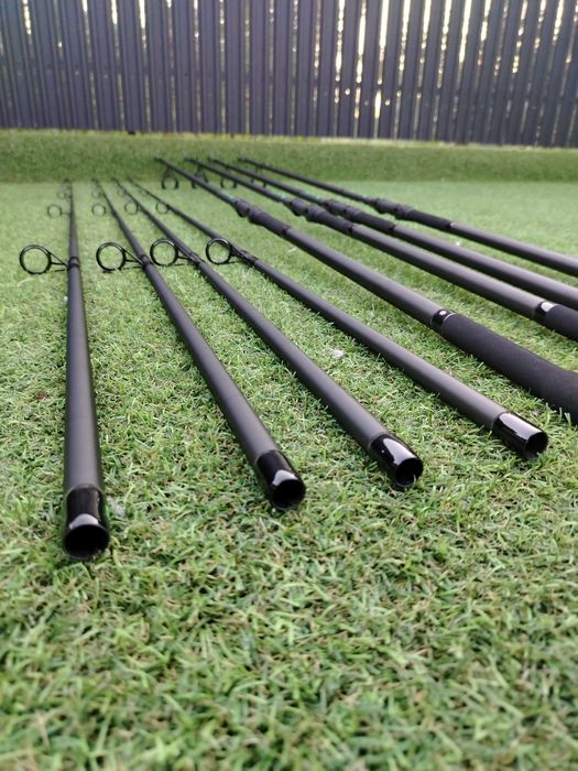 SET 4 Lansete ROBINHAN Super Point 3.9m, 3.75Ibs 2 segmente

Produs NO