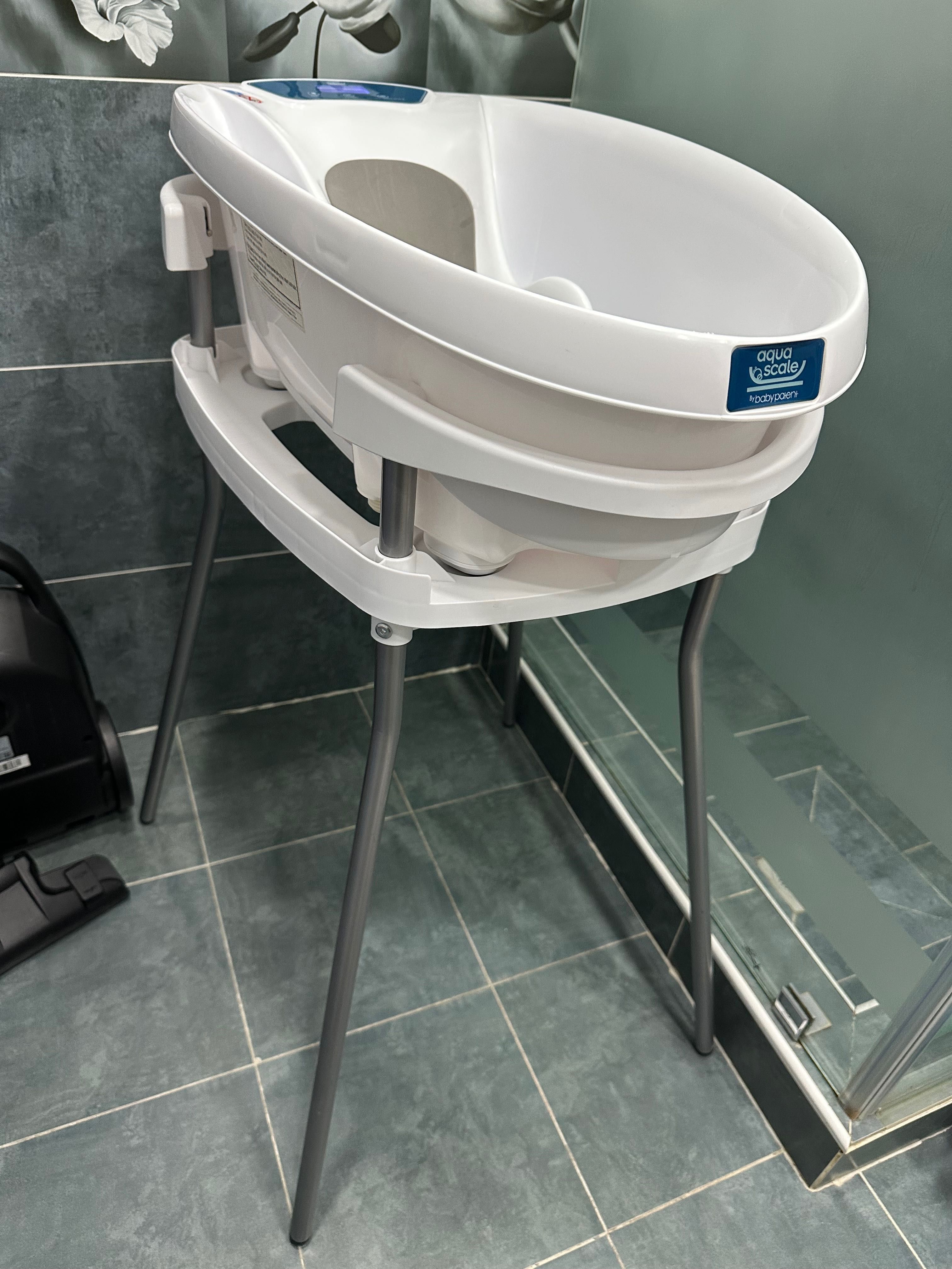 Детская ванночка Aqua Scale вместе со стойкой