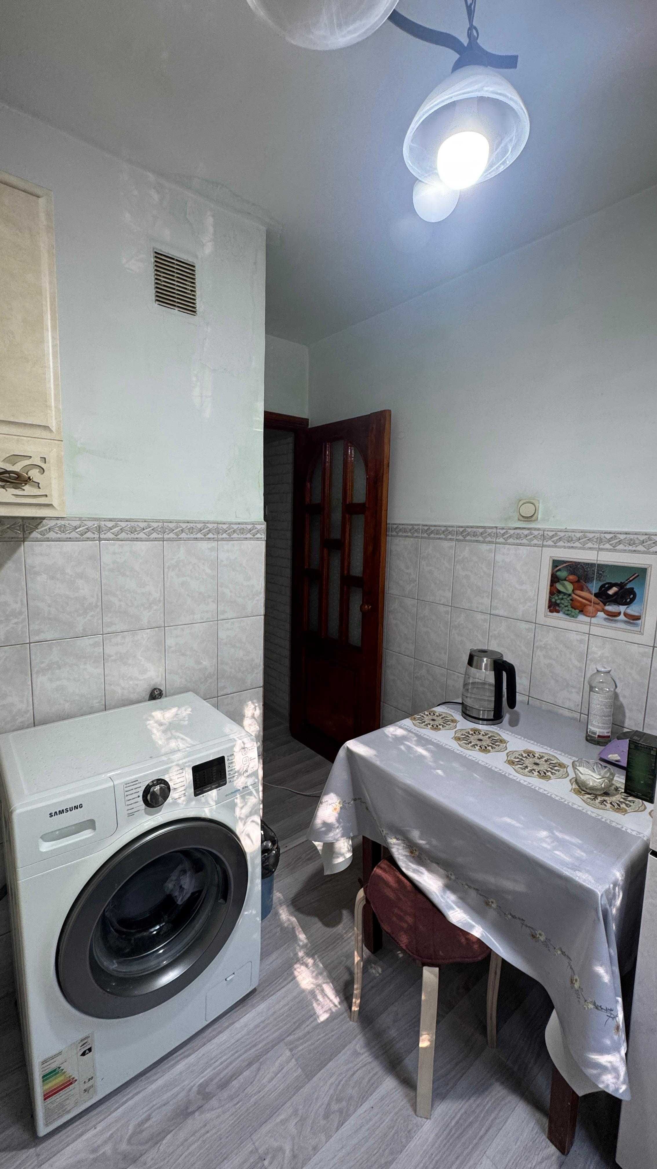 Продаю 3ком Жастар 23,Асылдос ИмпериЯ